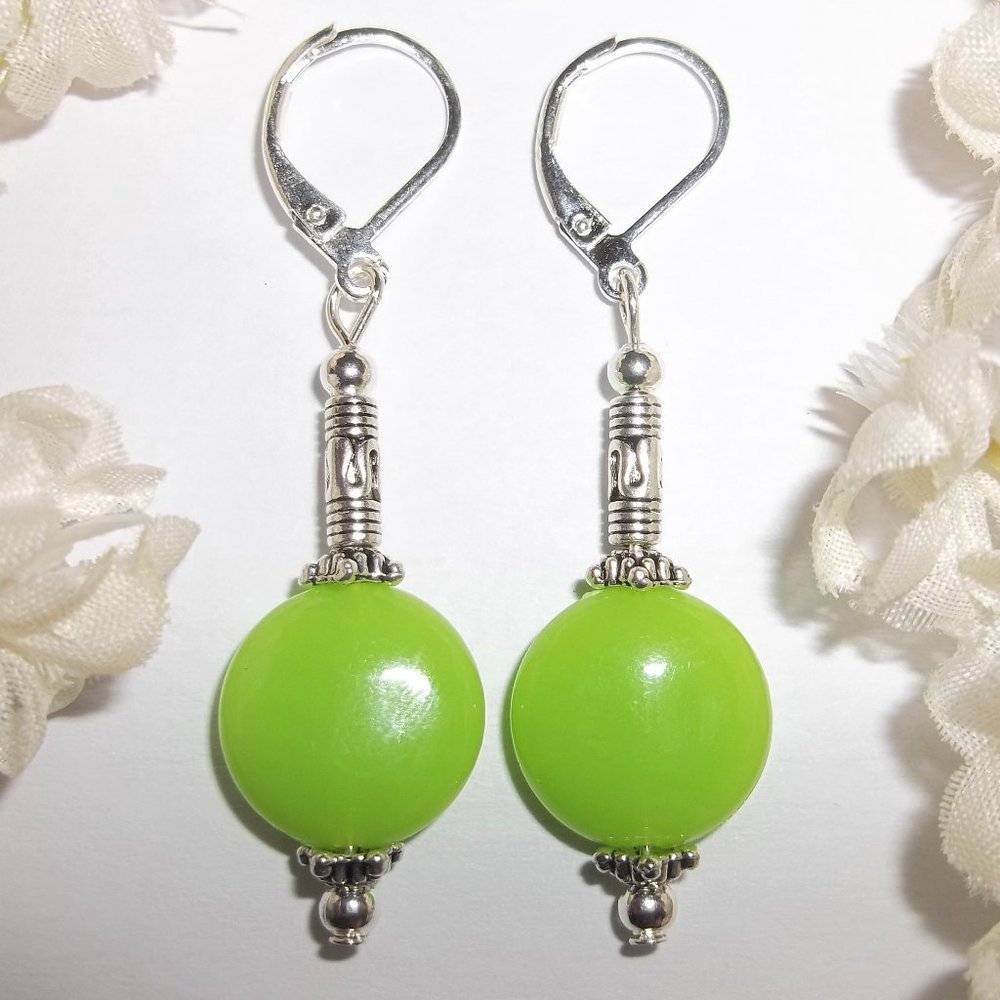 Earring, Green Earring, Lime Green Earring, Drop Earring, Dangle Earring, 7915